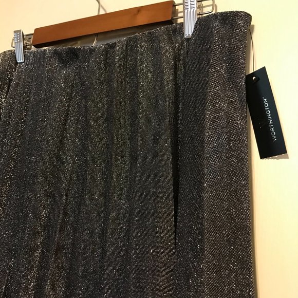 Metallic Pleated Skirt - Picture 4 of 13